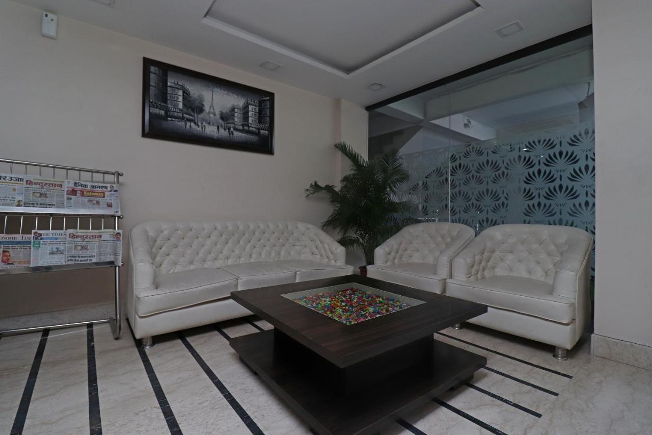 Oyo 29382 Golden Laurel Inn Deoria (Uttar Pradesh) Bagian luar foto